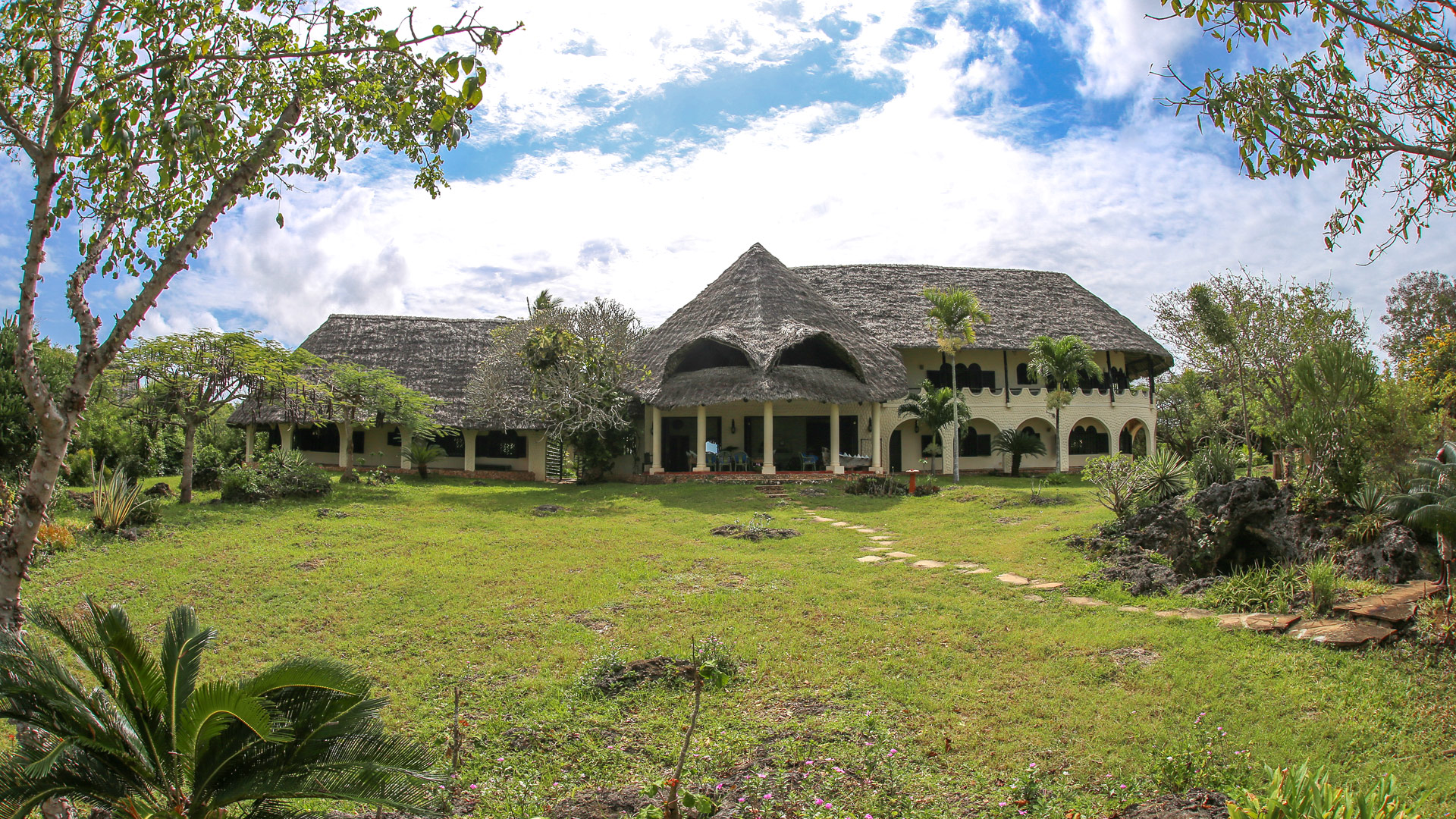 Sandarusi House