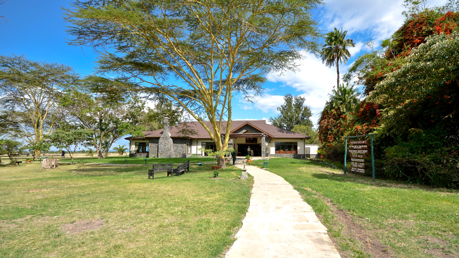 Sweetwaters Serena Camp