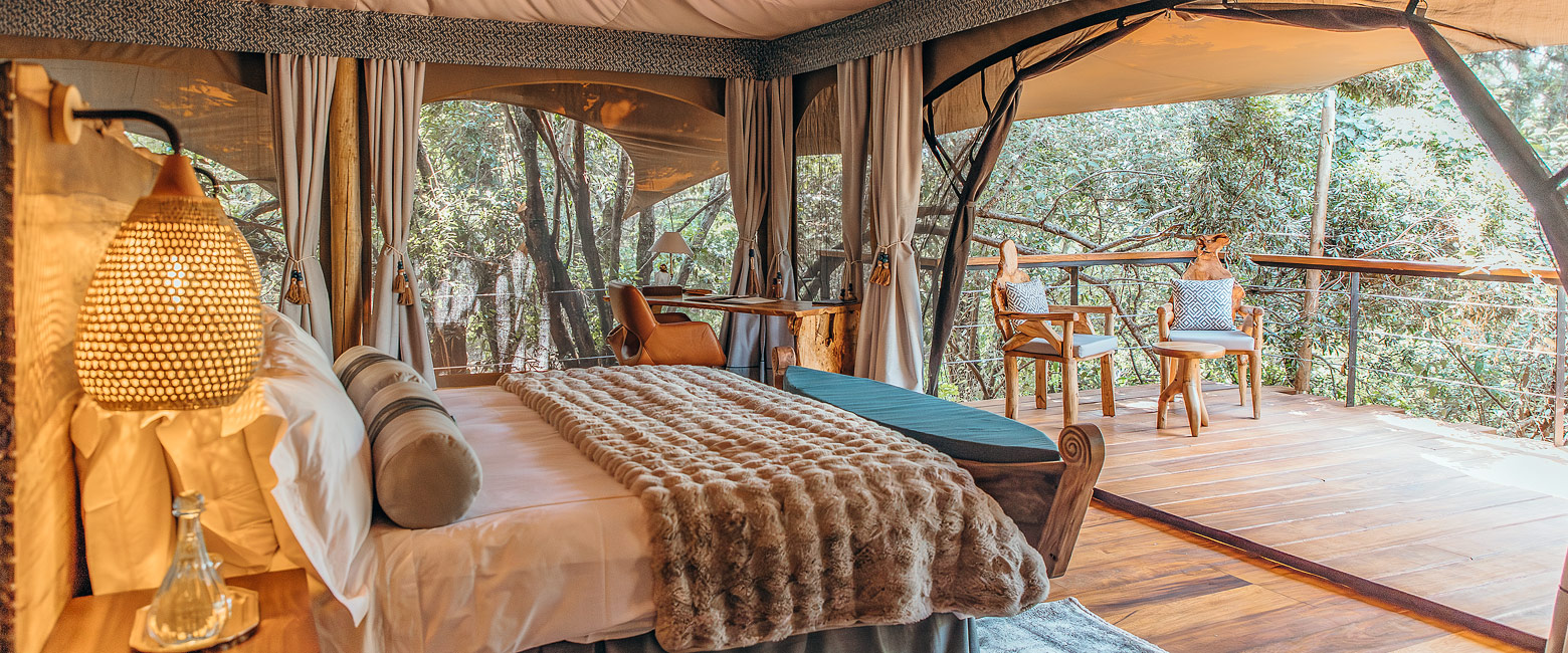 is a very upmarket option in the Maasai Mara 