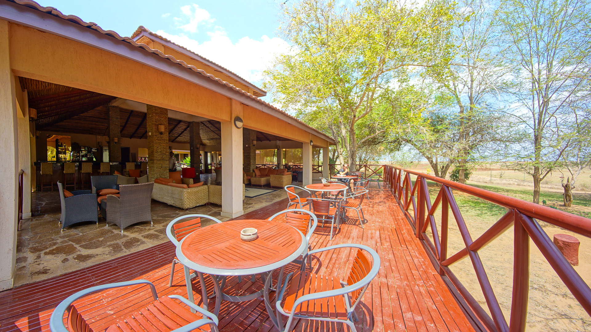 Ashnil Aruba Lodge