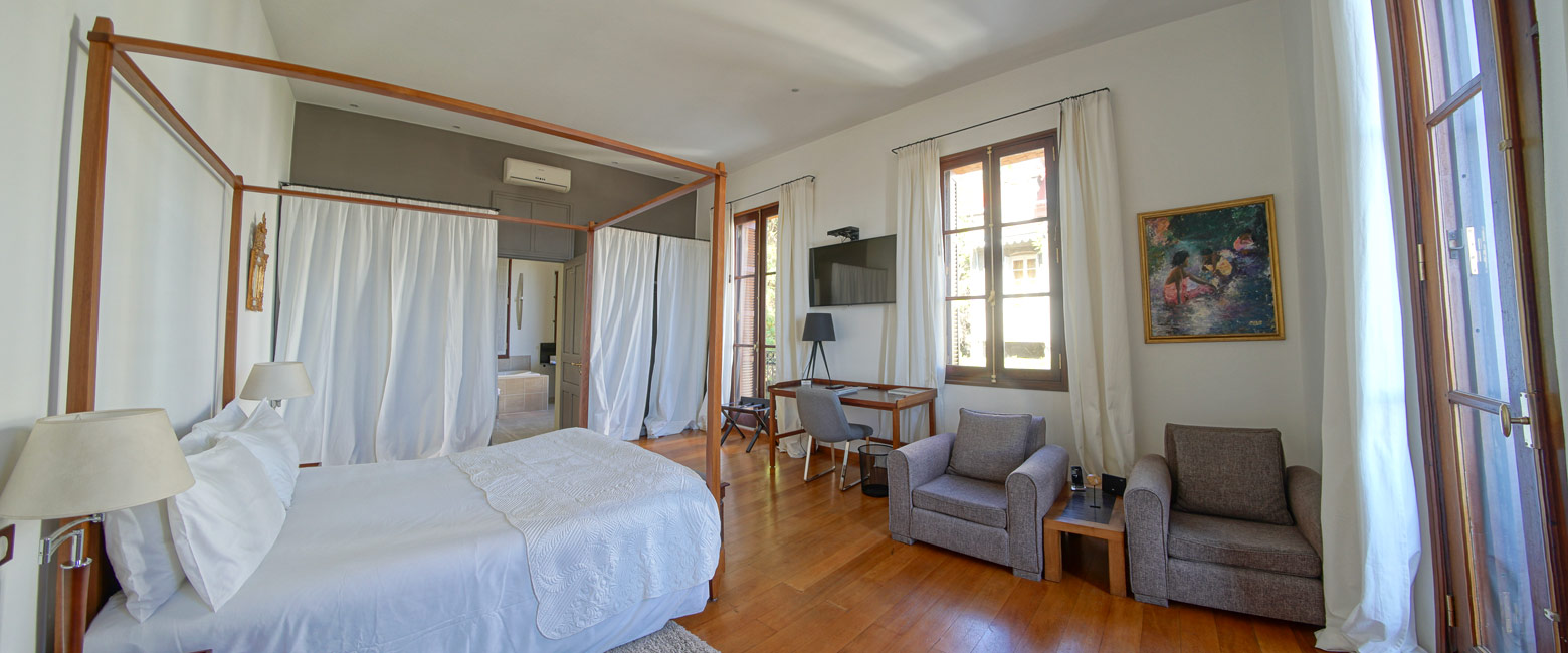 let us know your thoughts about Madagascar and we will help you create the perfect safari 