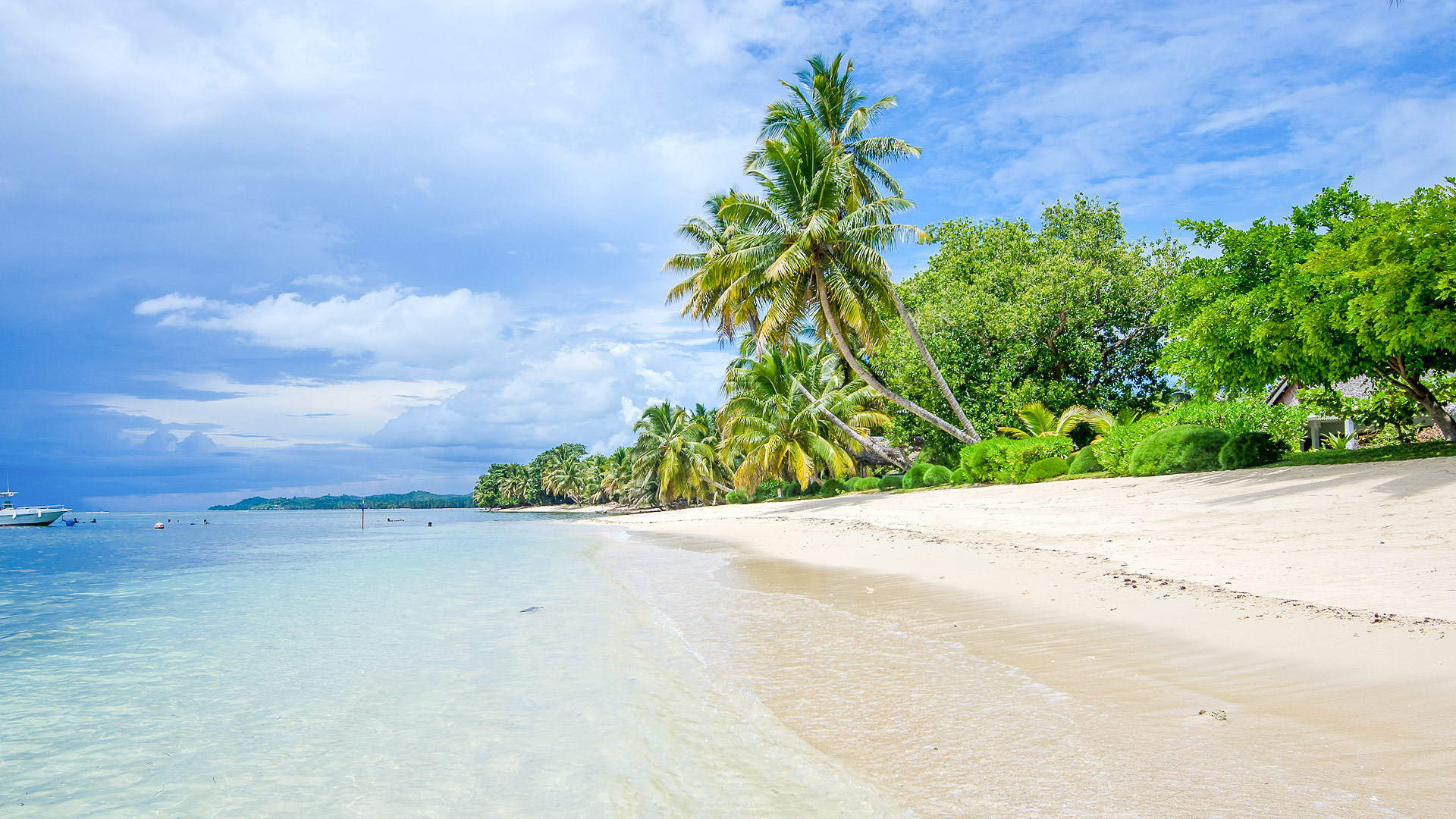 Safari to Nosy Boraha