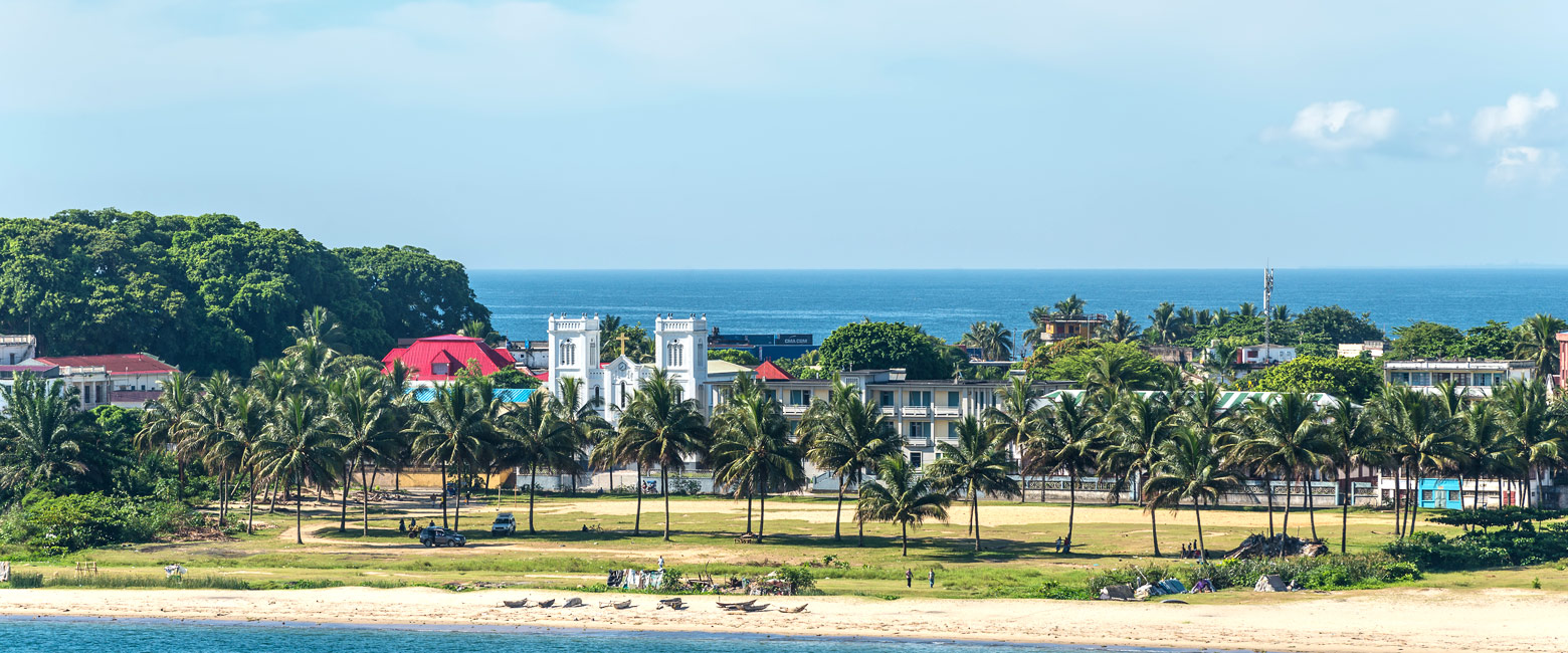 let us know your thoughts about Madagascar and we will help you create the perfect safari