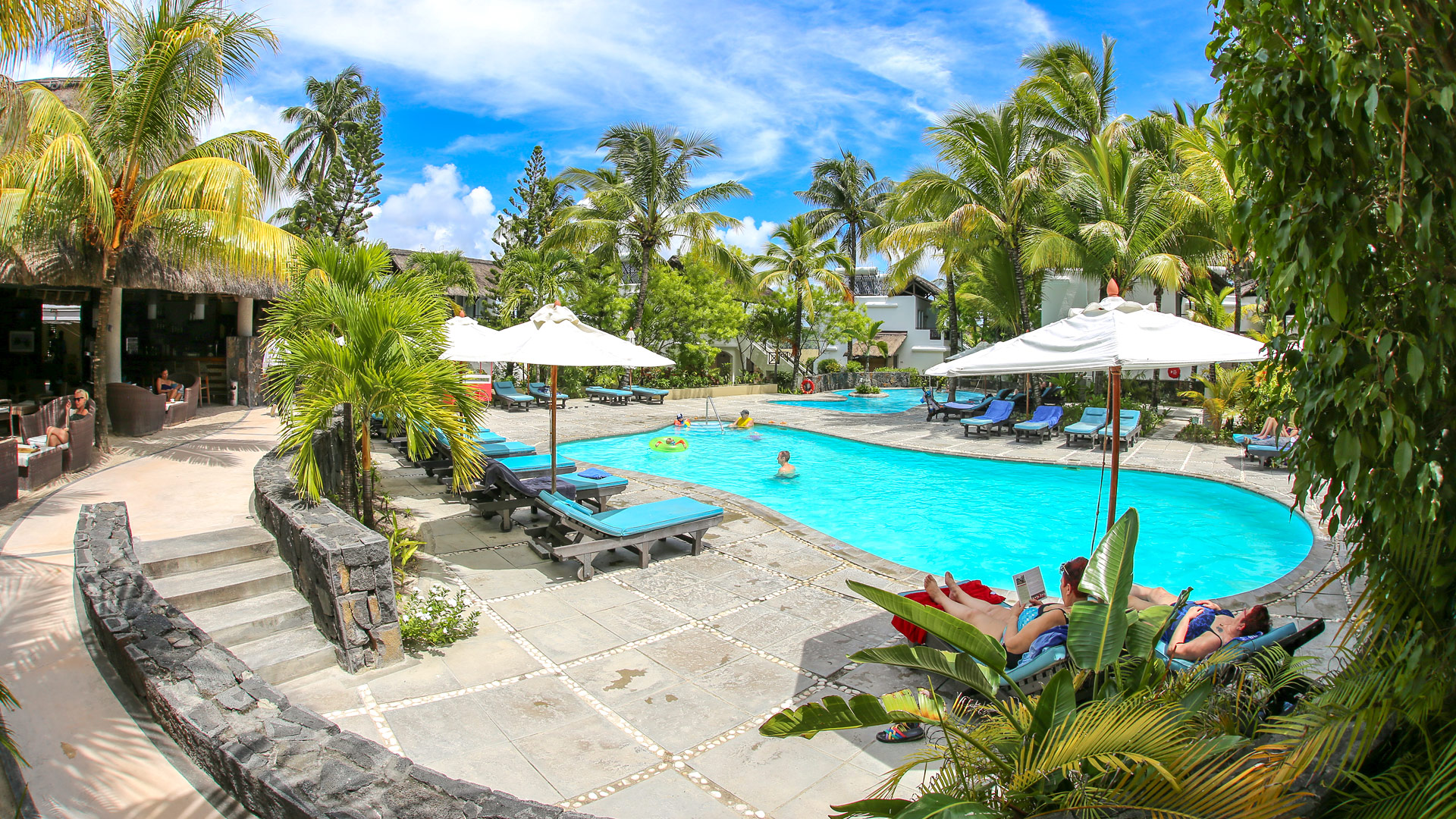 Emeraude Beach Hotel