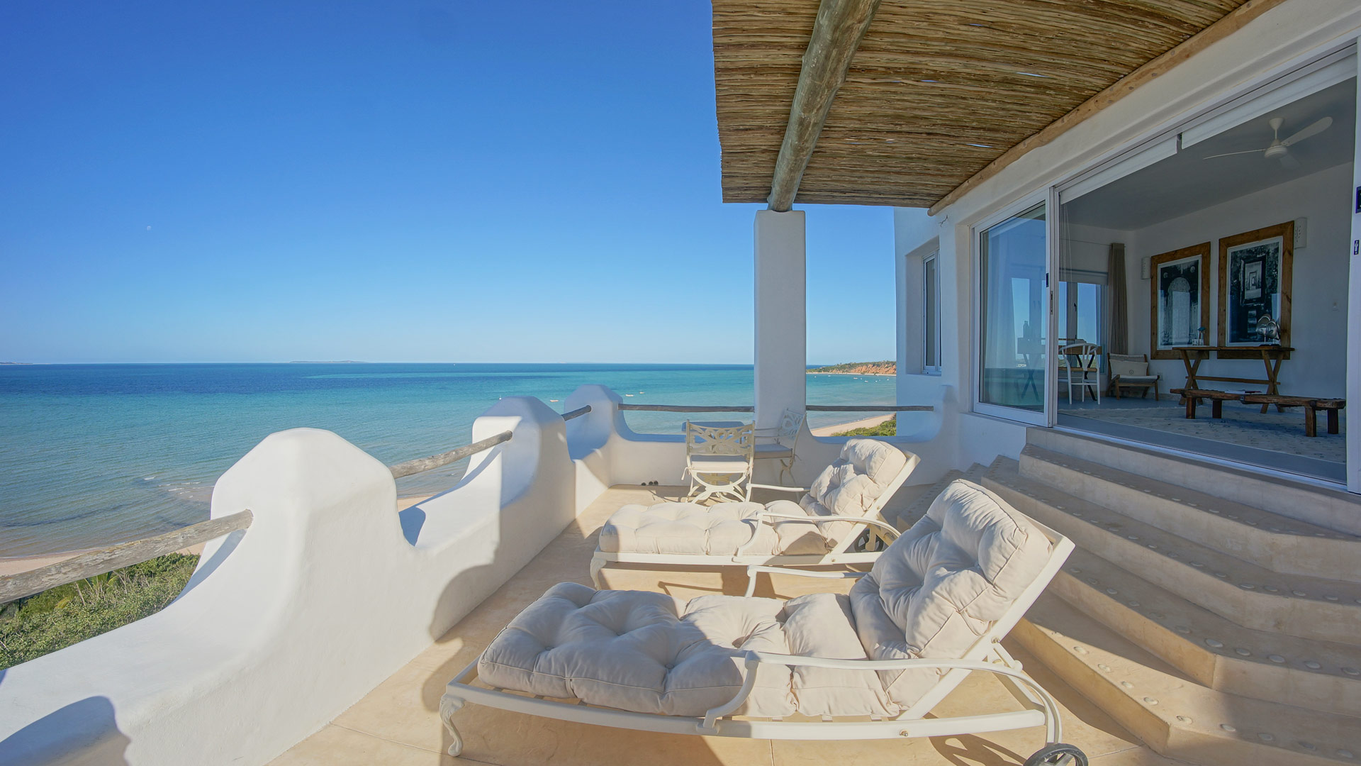 Santorini Mozambique