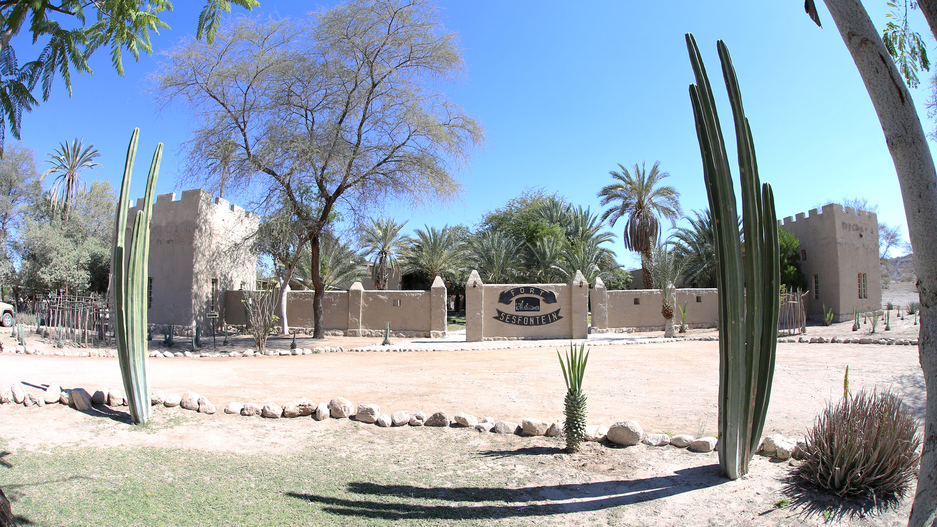 Fort Sesfontein Lodge