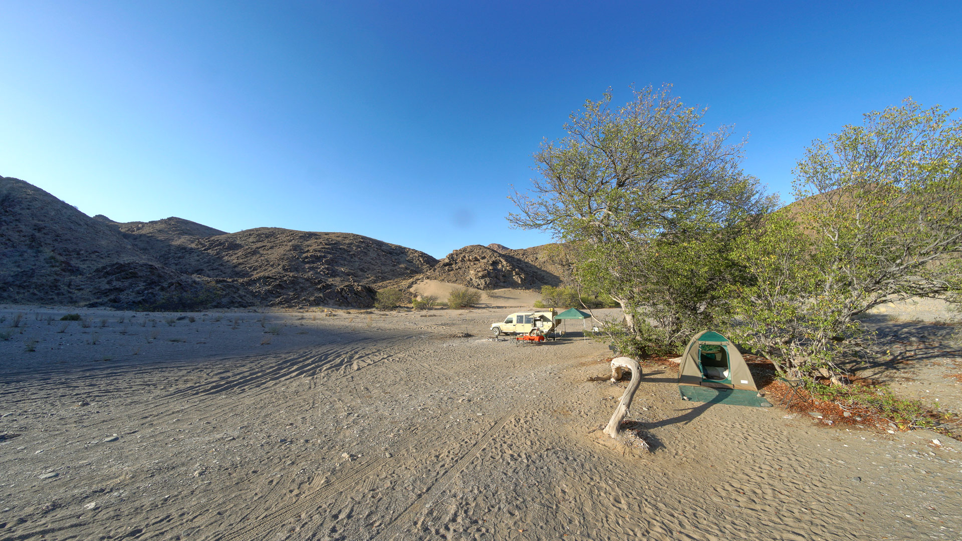 Hoanib Valley Bivouac