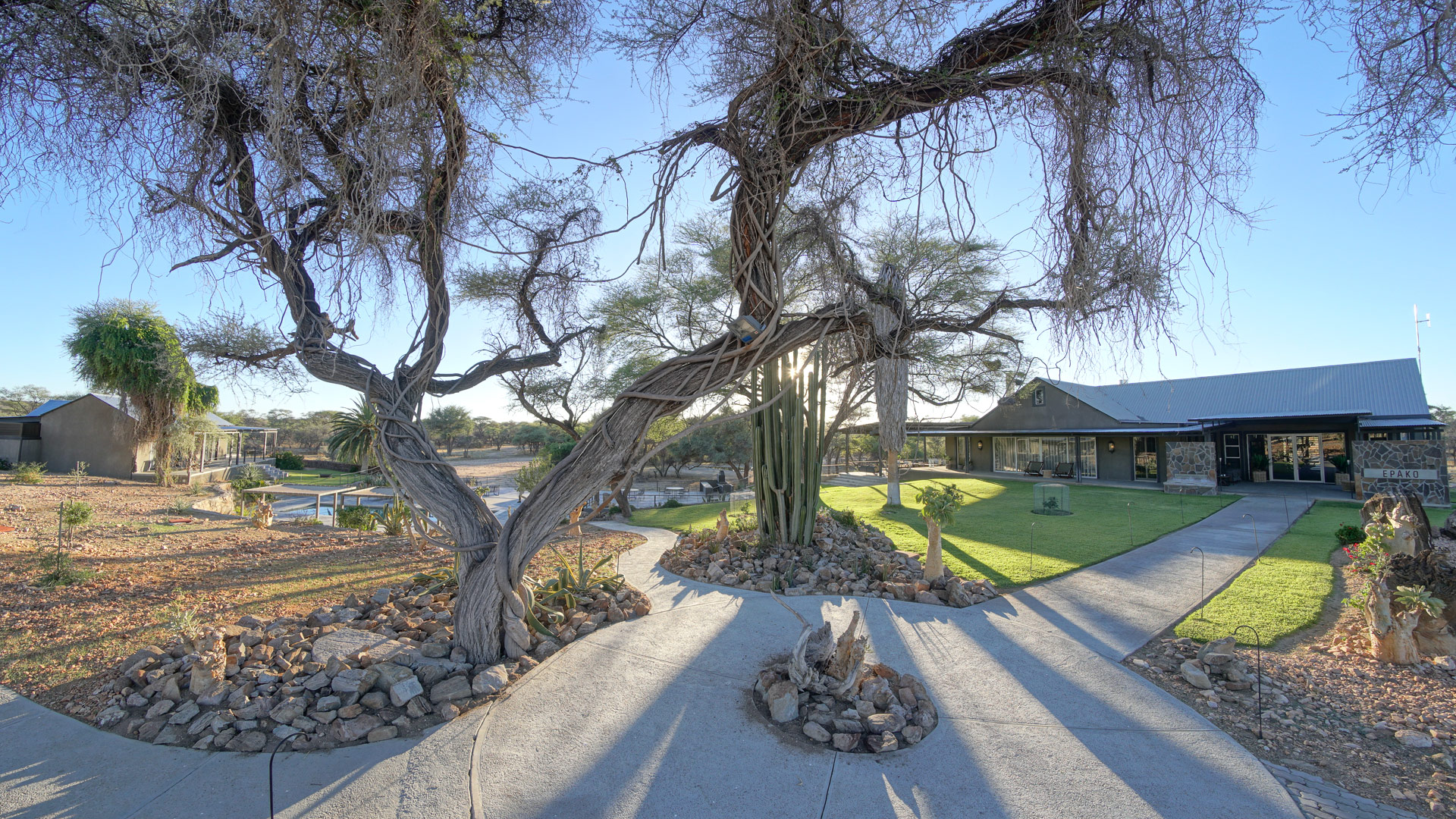 Epako Safari Lodge