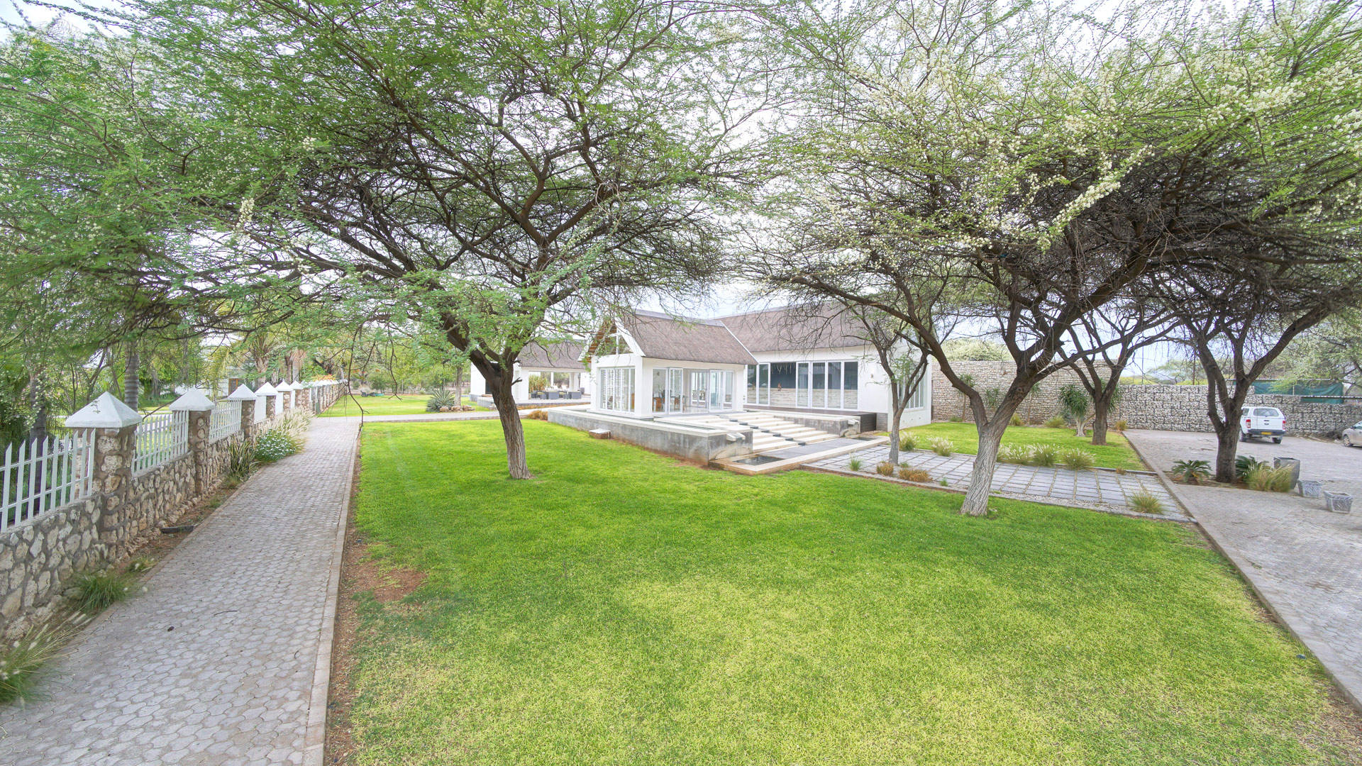 Emanya Etosha