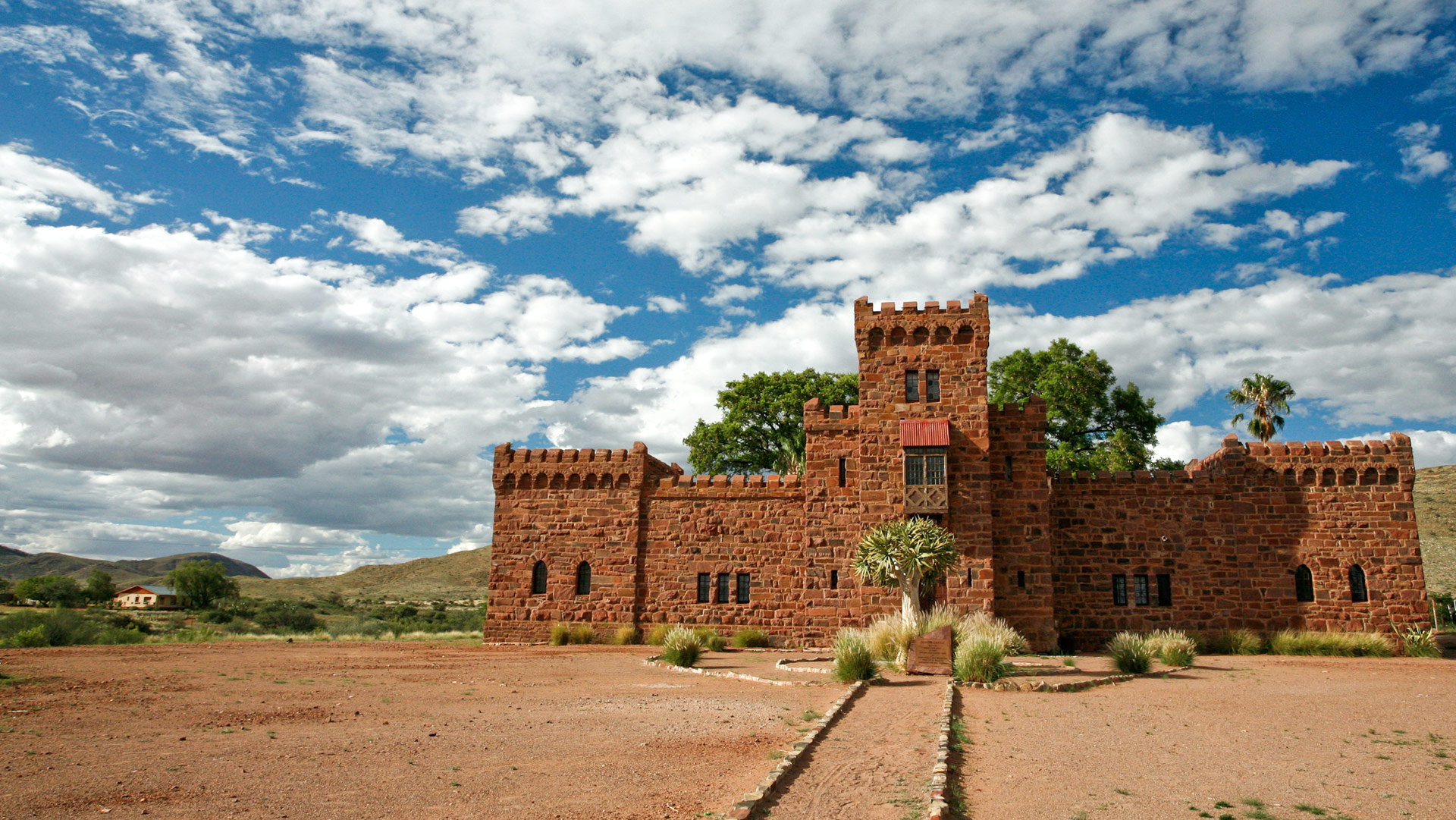 Safari to Helmeringhausen