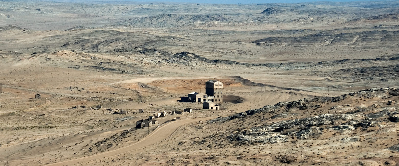 let us know your thoughts about Namibia and we will help to create the perfect safari 