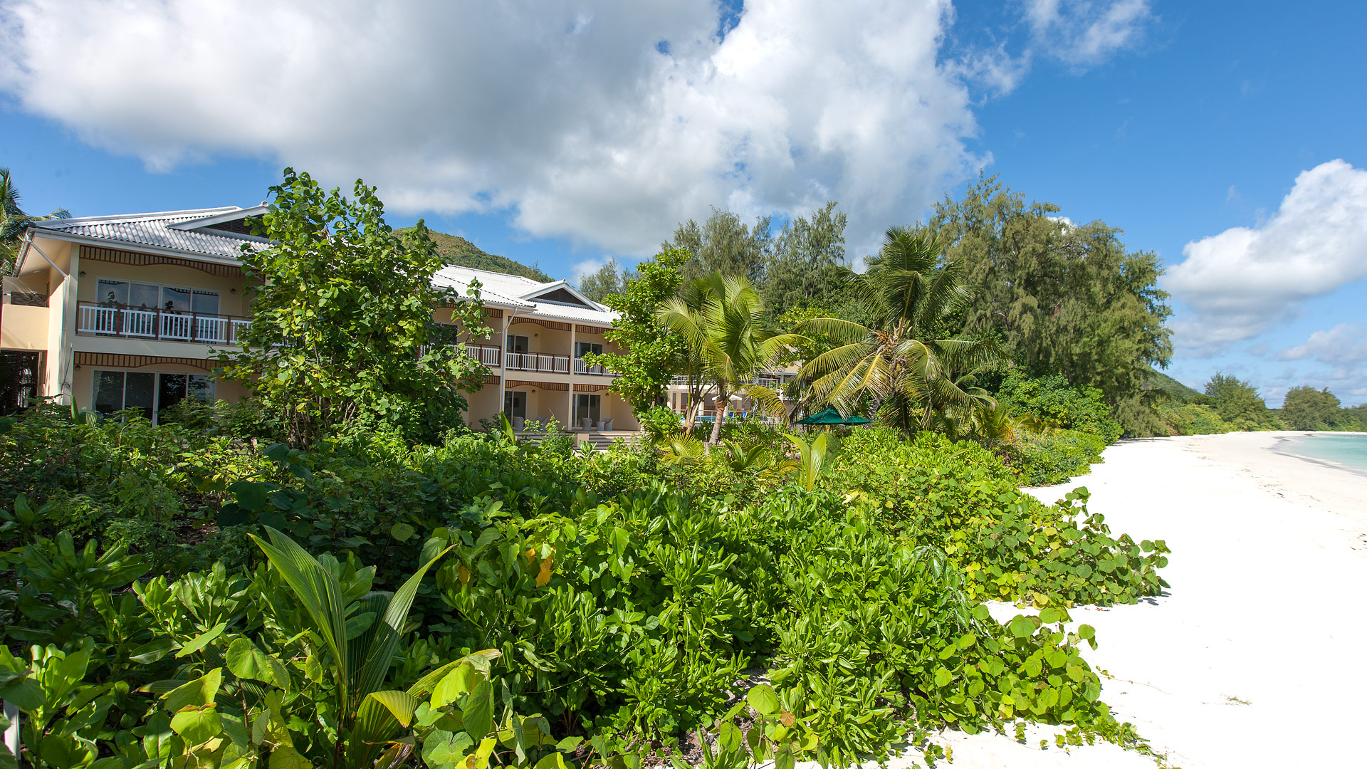 Acajou Beach Resort