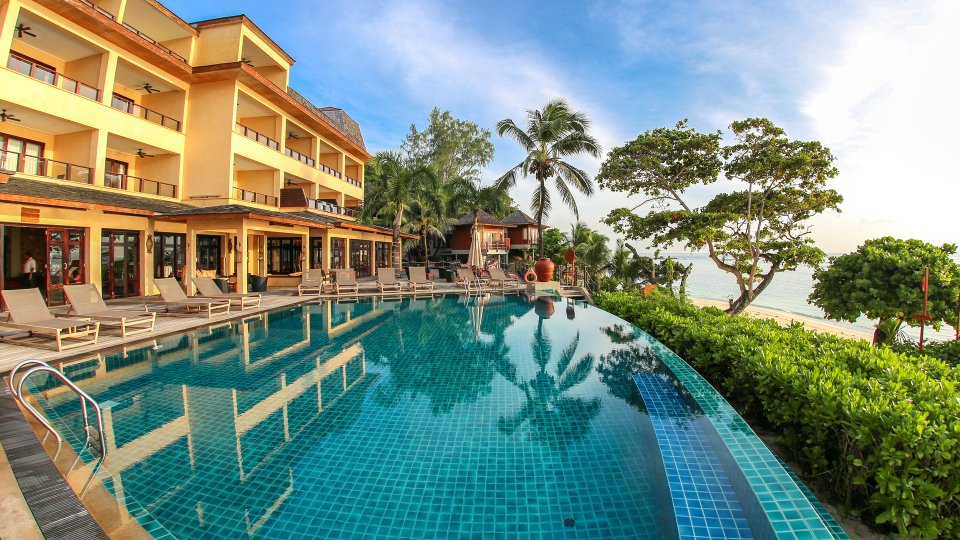 Allamanda Resort