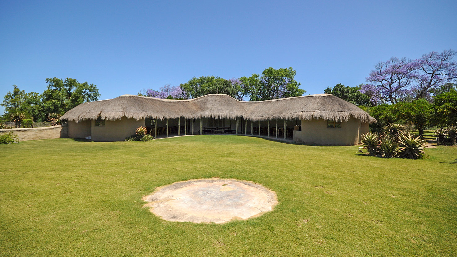 Chrislin African Lodge
