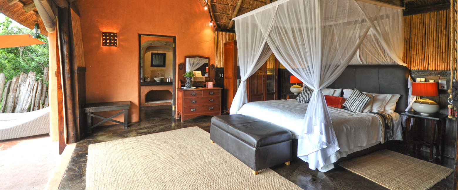 is a relatively upmarket adobe style property in the Shamwari area of the Eastern Cape