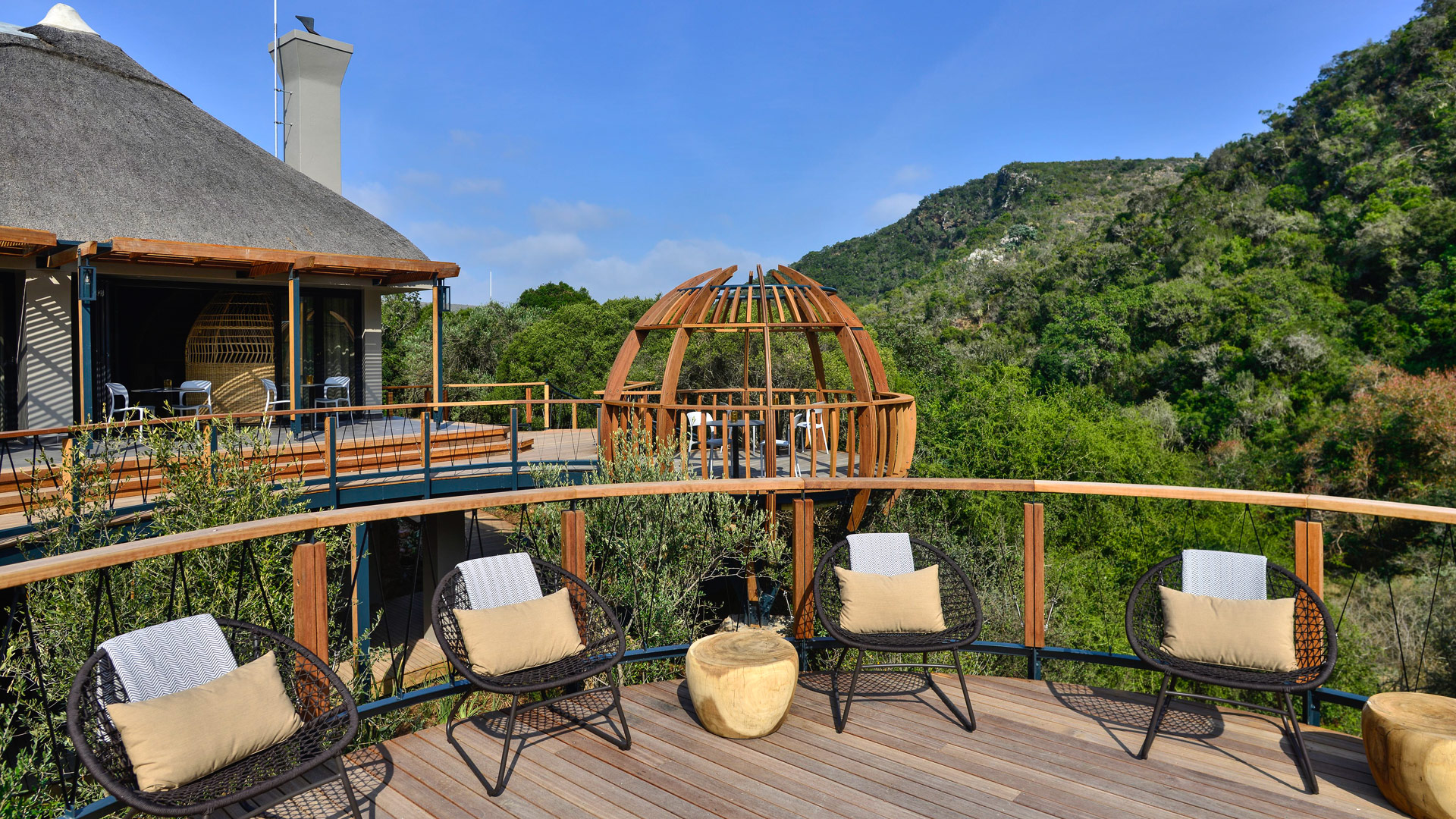 Shamwari Eagles Crag