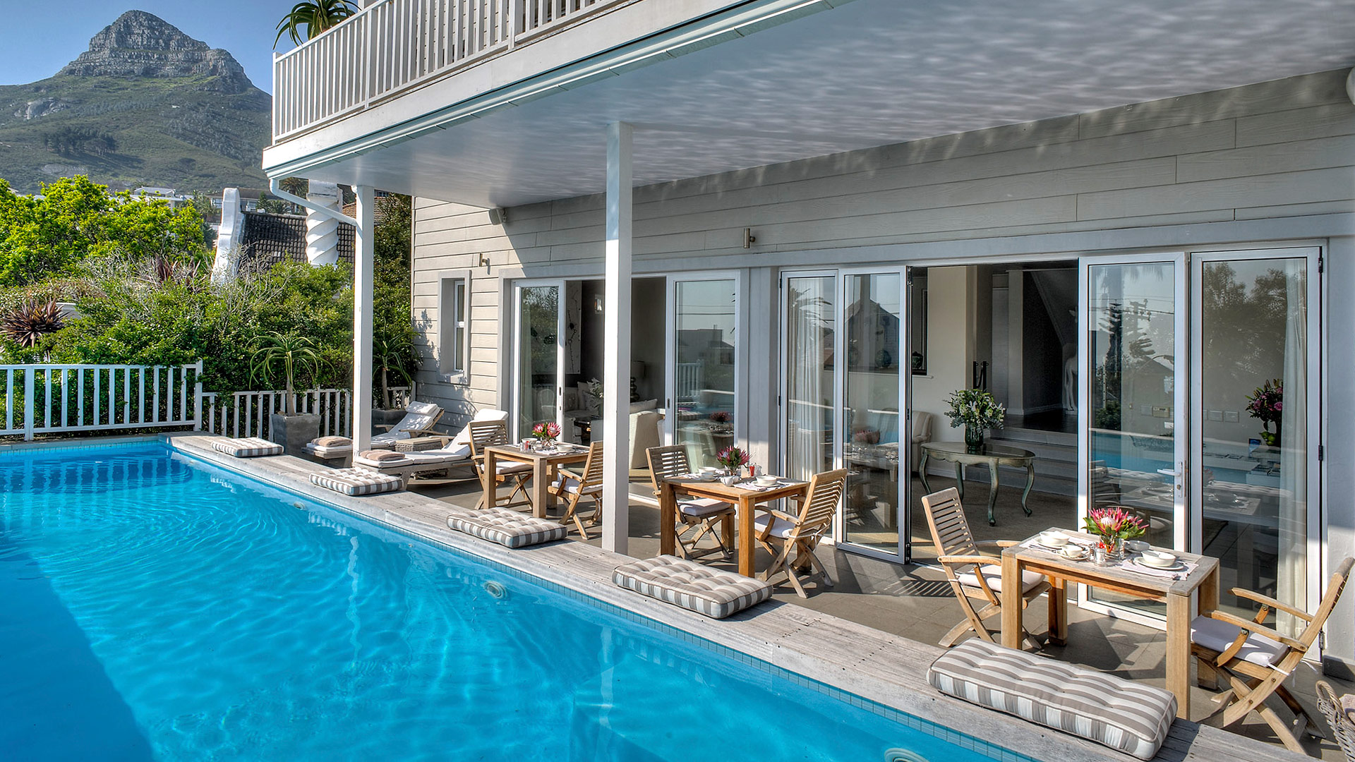 Sea Five Hotel