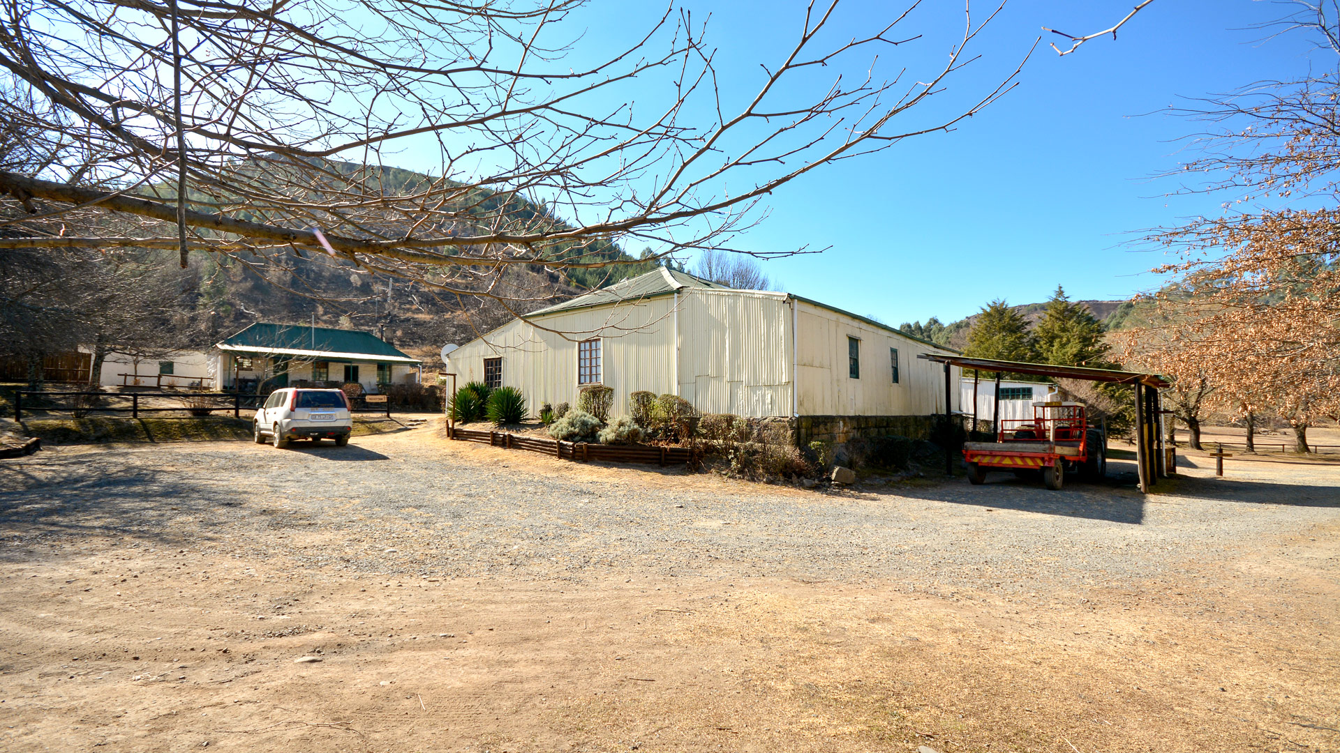 Mkomazana Cottages