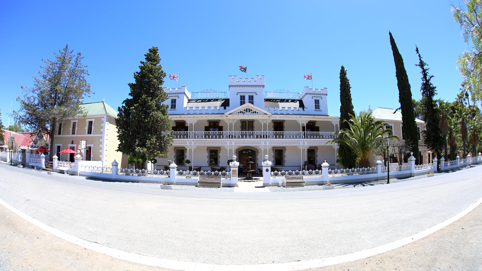 Lord Milner Hotel