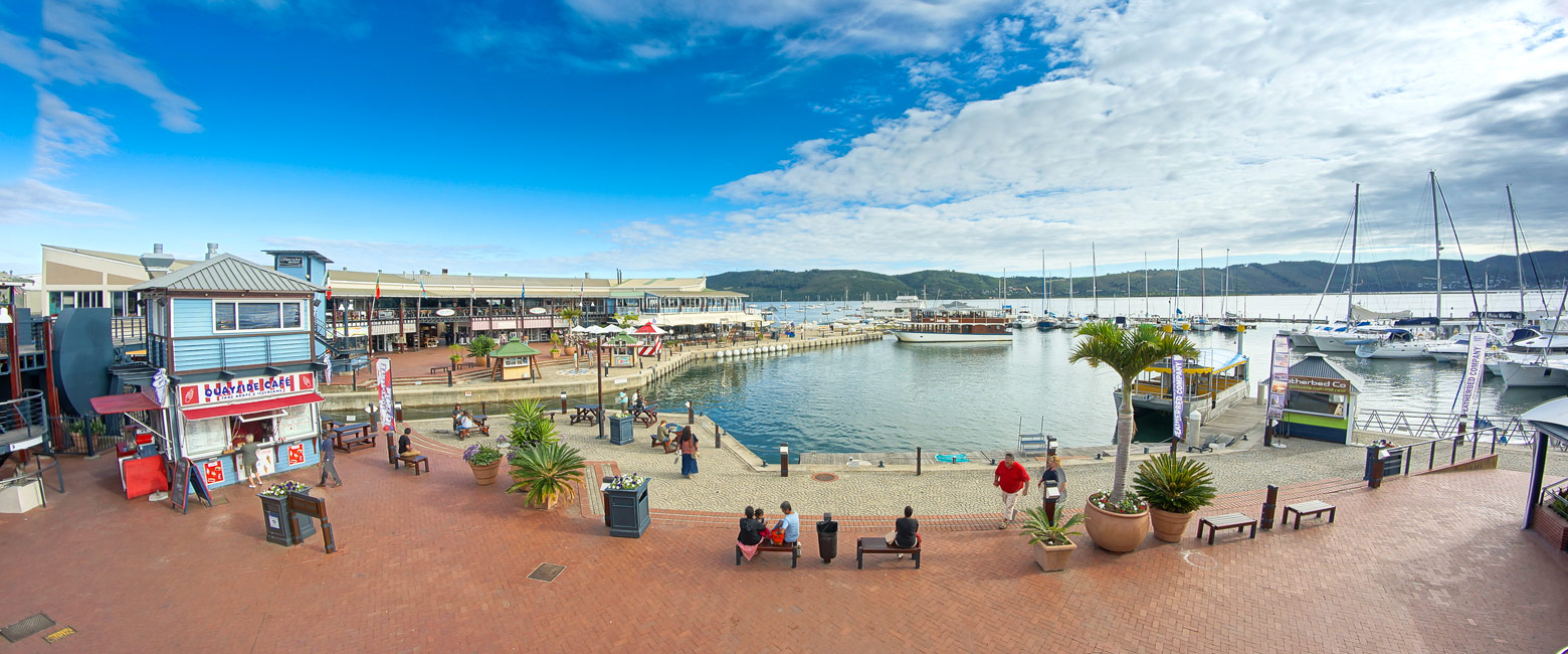is a scenic town on the Garden Route