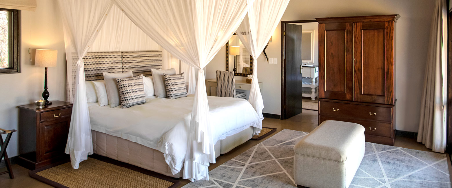is a pleasant mid-range lodge on the Klaserie Reserve