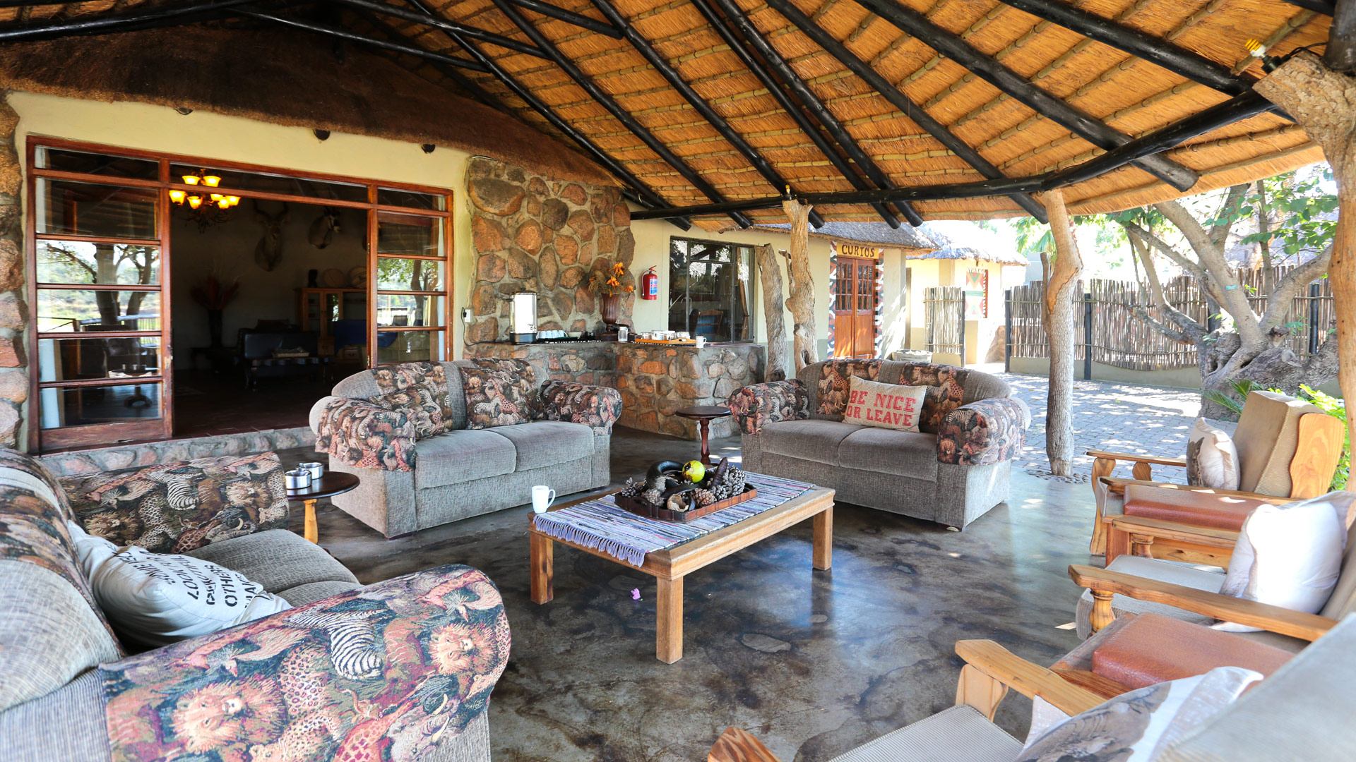 Umkumbe Safari Lodge