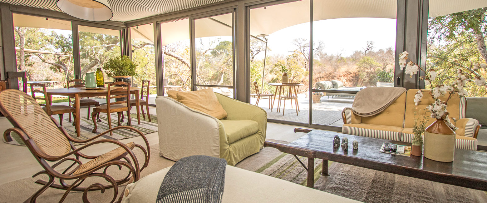 is a pleasant modern property on the Thornybush Reserve 