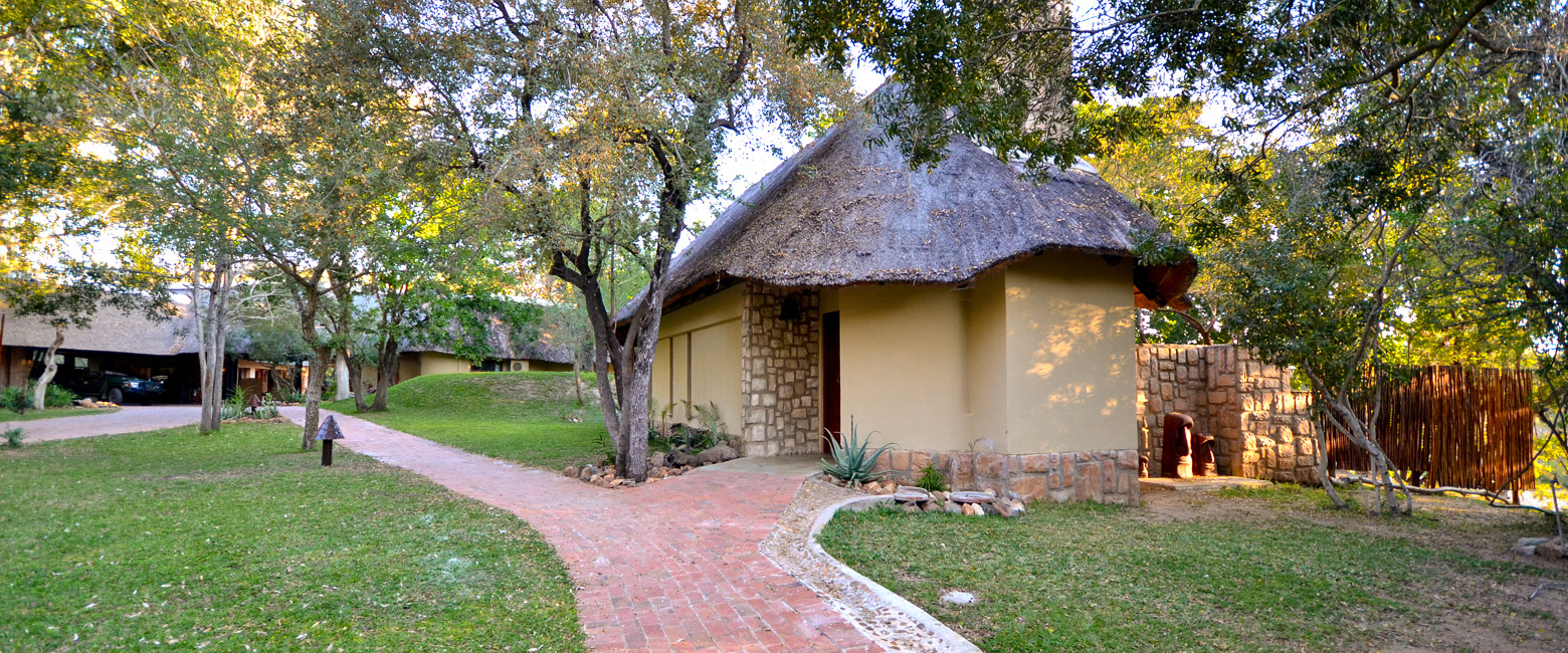 is a decent mid-range property in the Thornybush Reserve area of Kruger