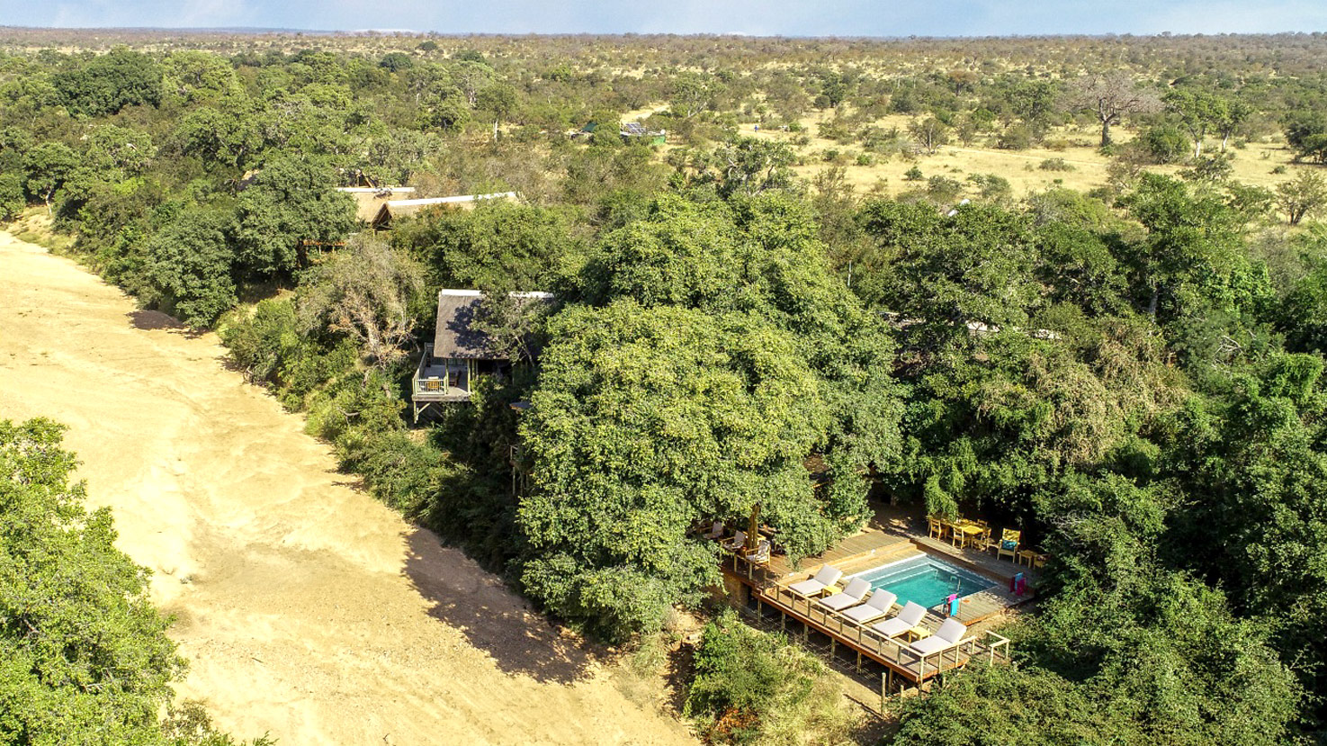 Bateleur Safari Camp