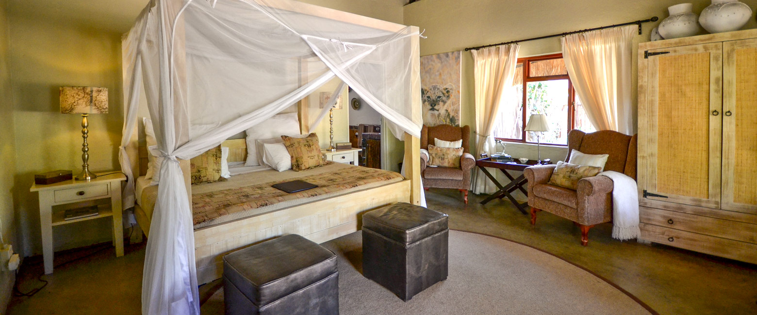 is an old-fashioned property on the Thornybush Reserve