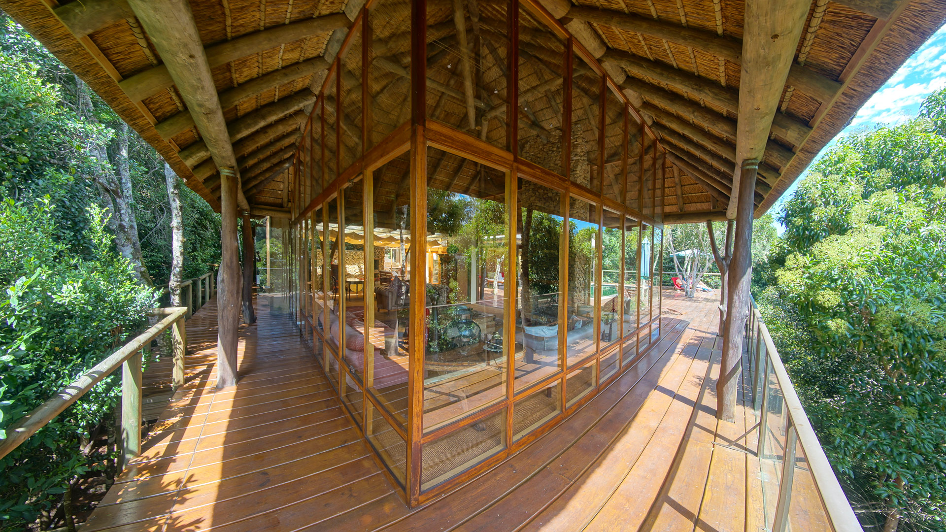 Trogon House