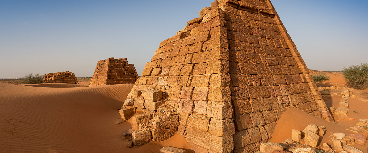 let us know your thoughts about Sudan and we will make sure to deliver the perfect safari 