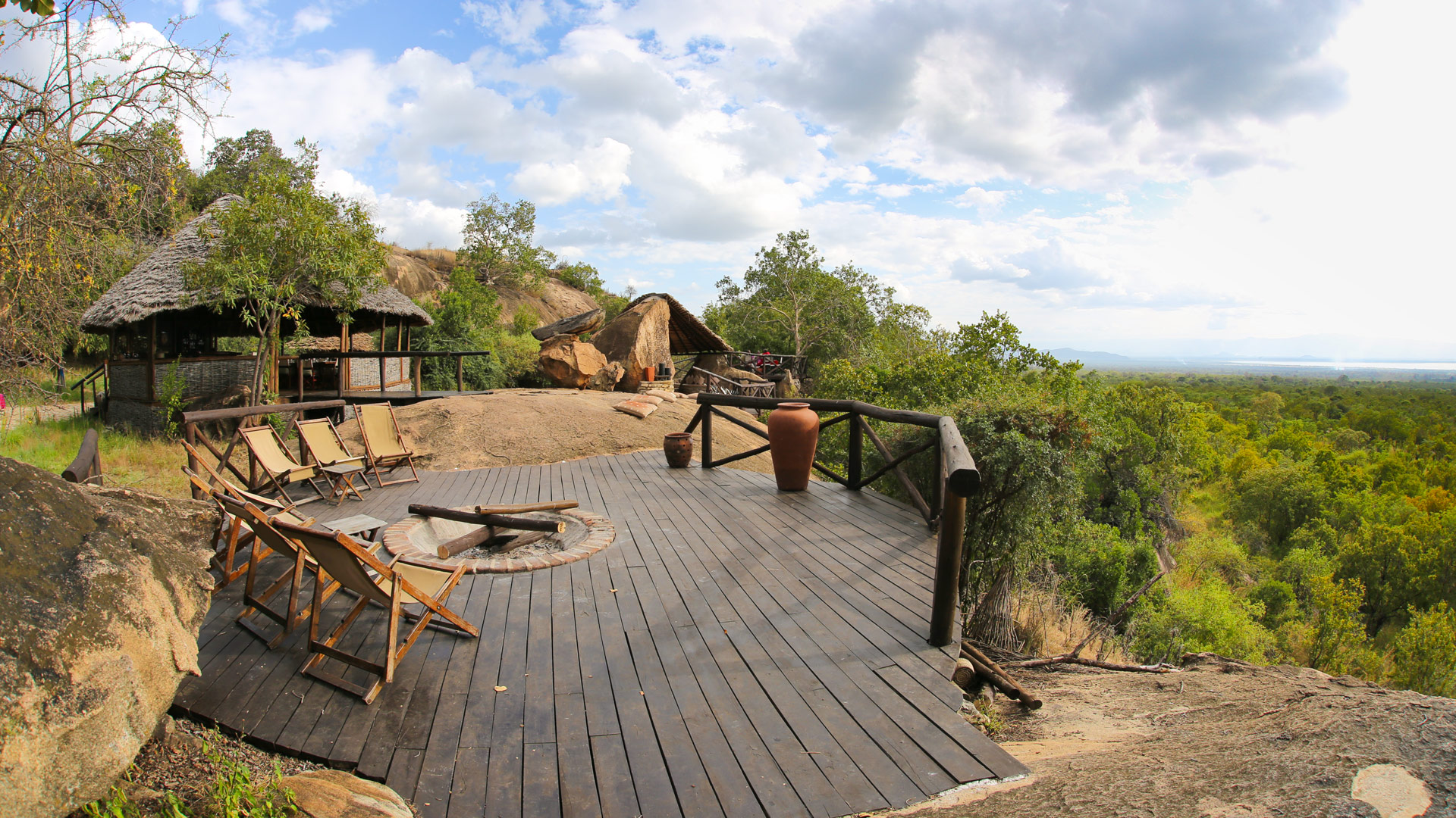 Maweninga Camp