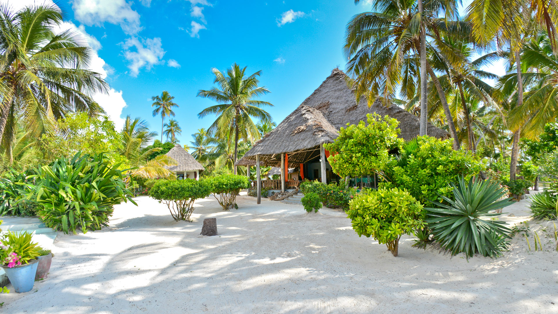 Echo Beach Hotel