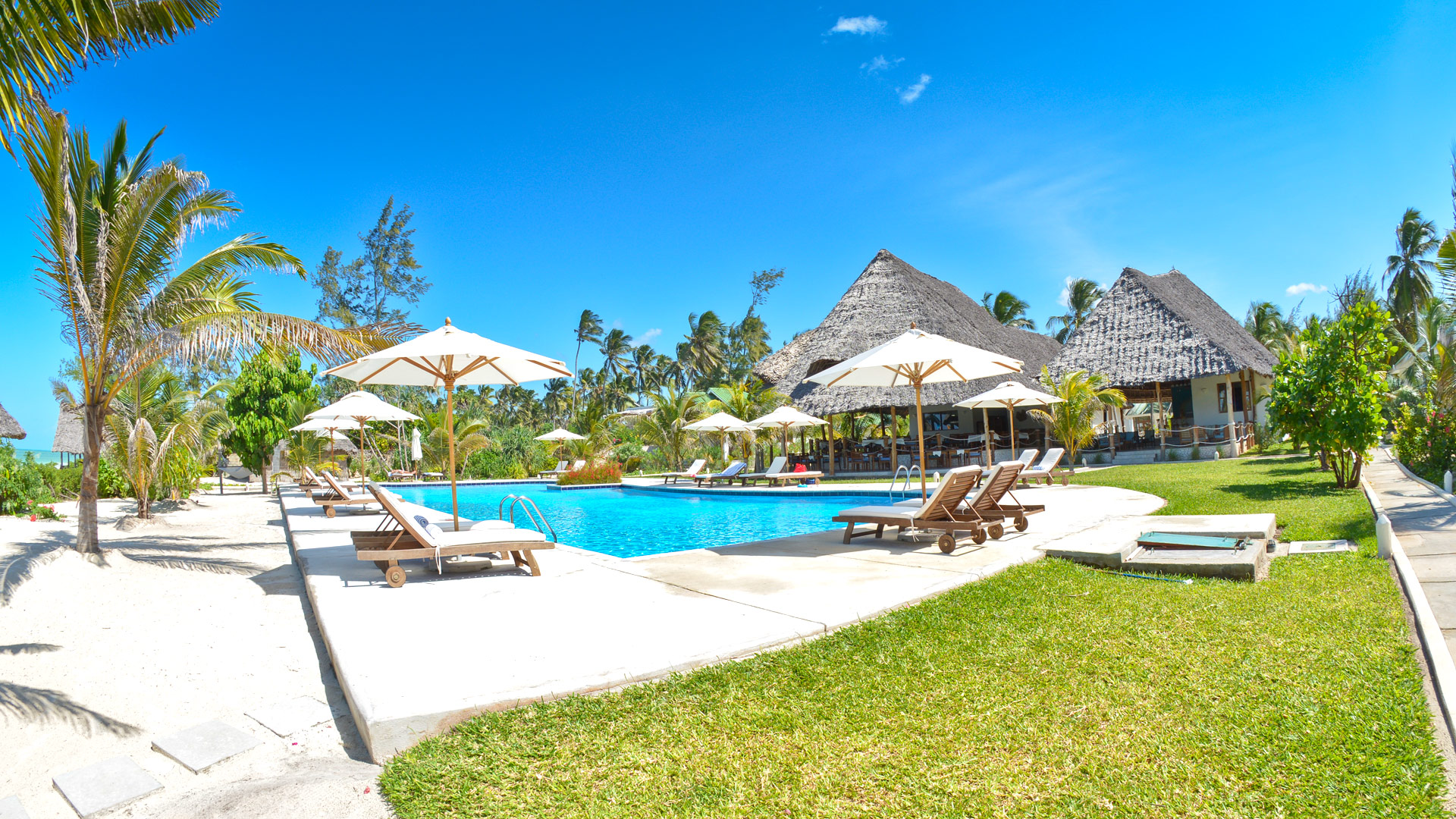 Kisiwa On The Beach