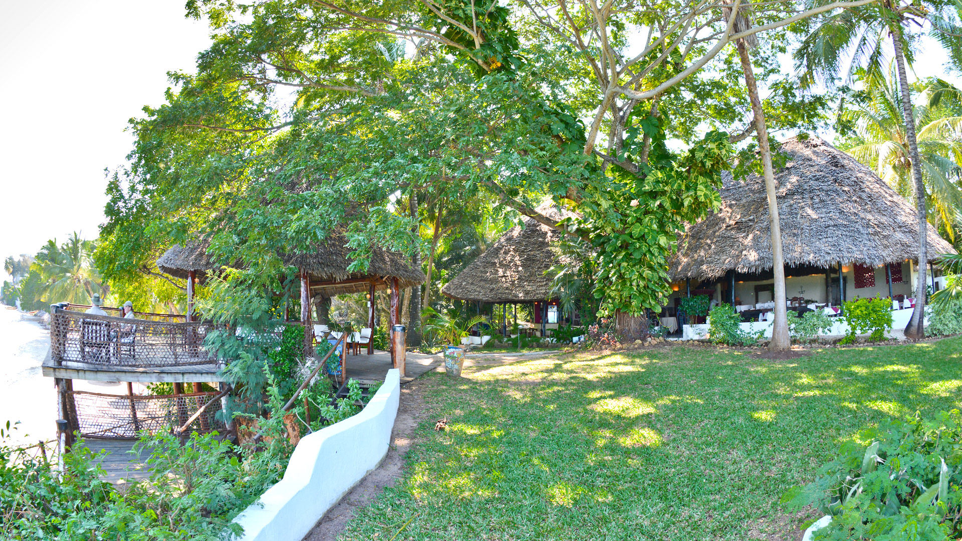 Jungle Paradise Beach Resort