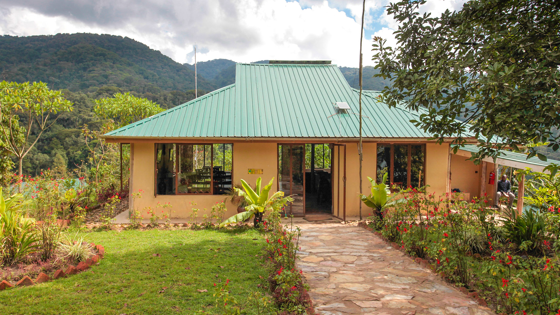 Nshongi Gorilla Resort