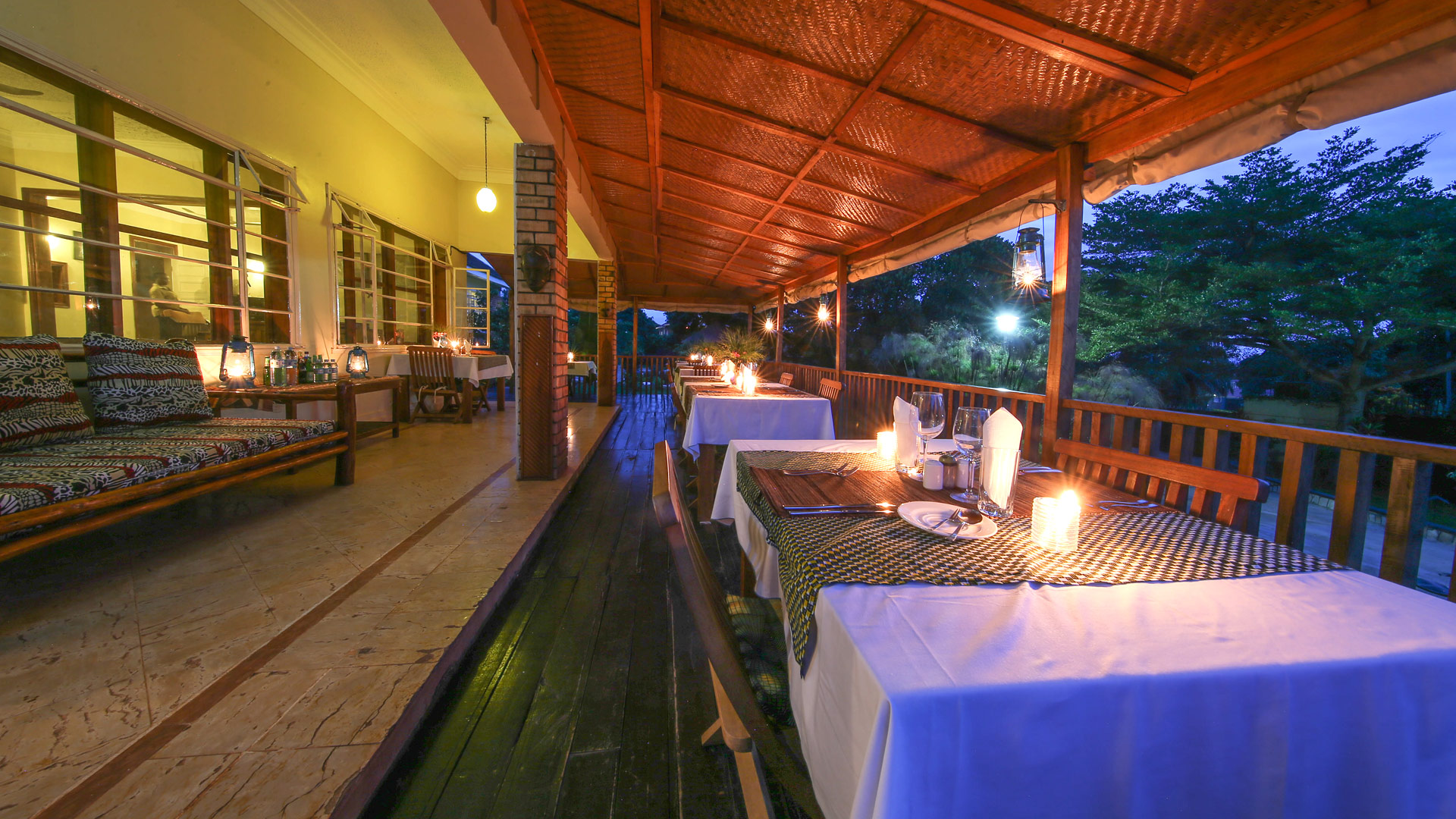 Papyrus Guest House
