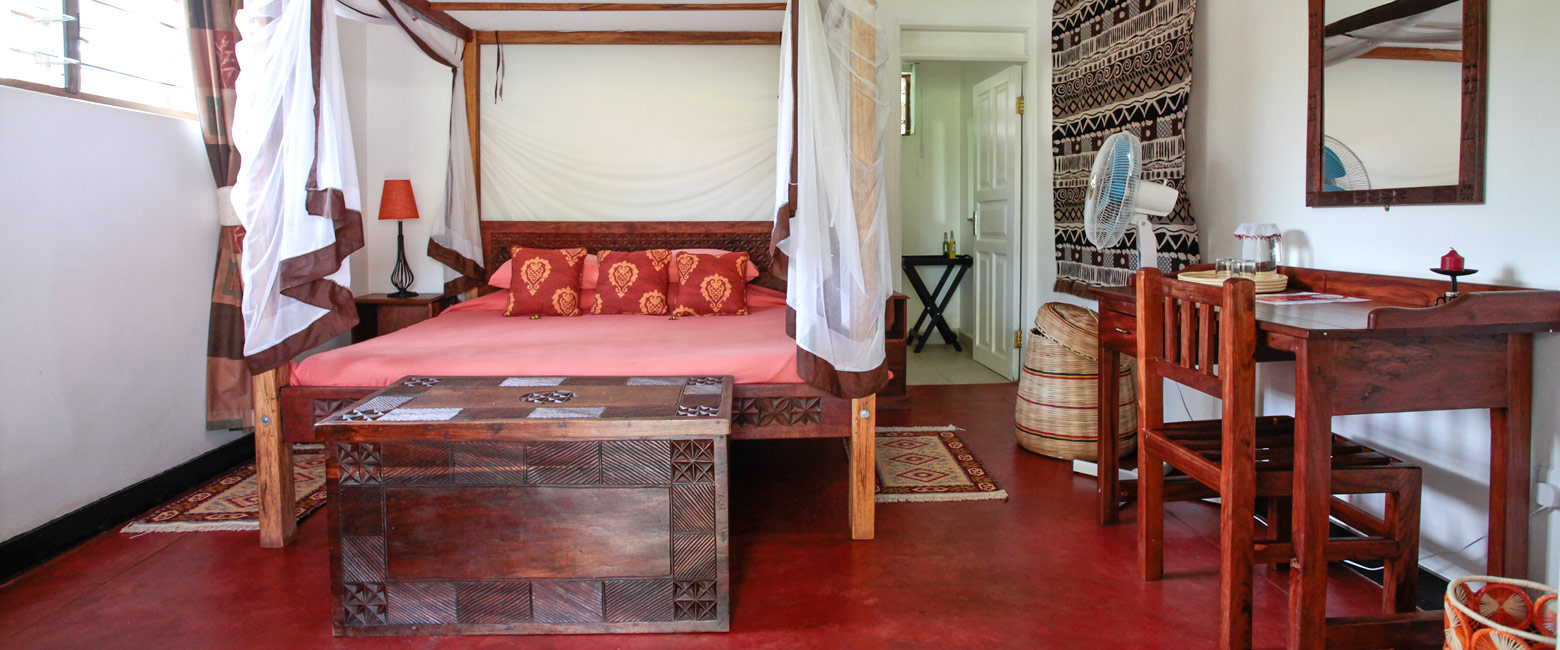 is a pleasant little lodge in the Entebbe area 