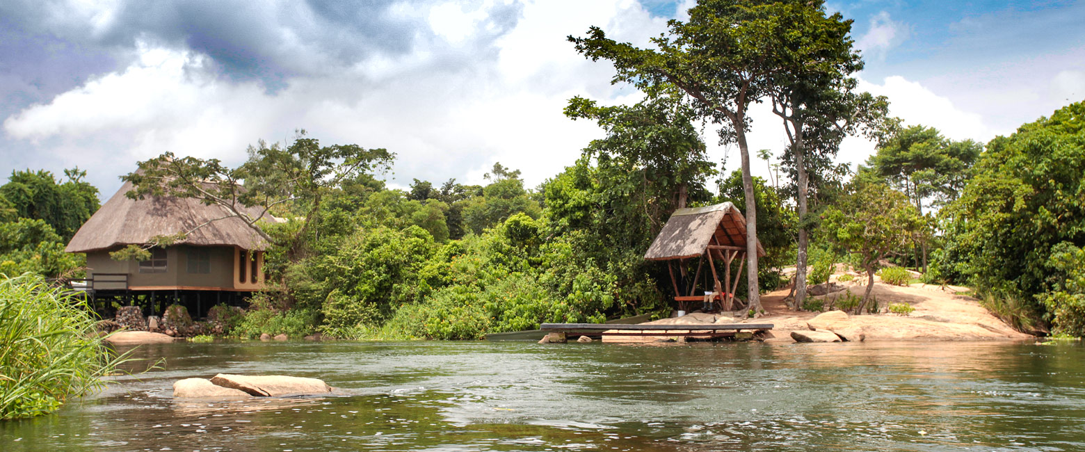 is a significant town, source of the Victoria Nile