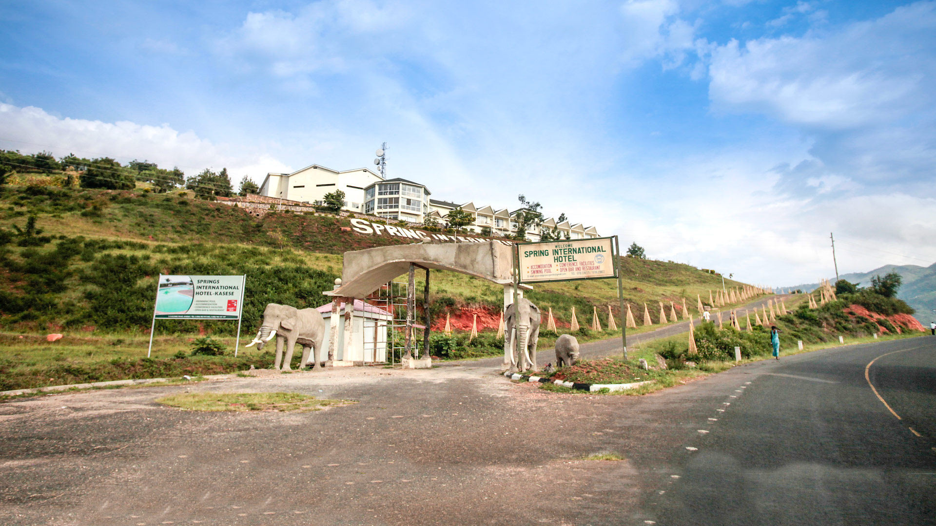 Springs Hotel Kasese