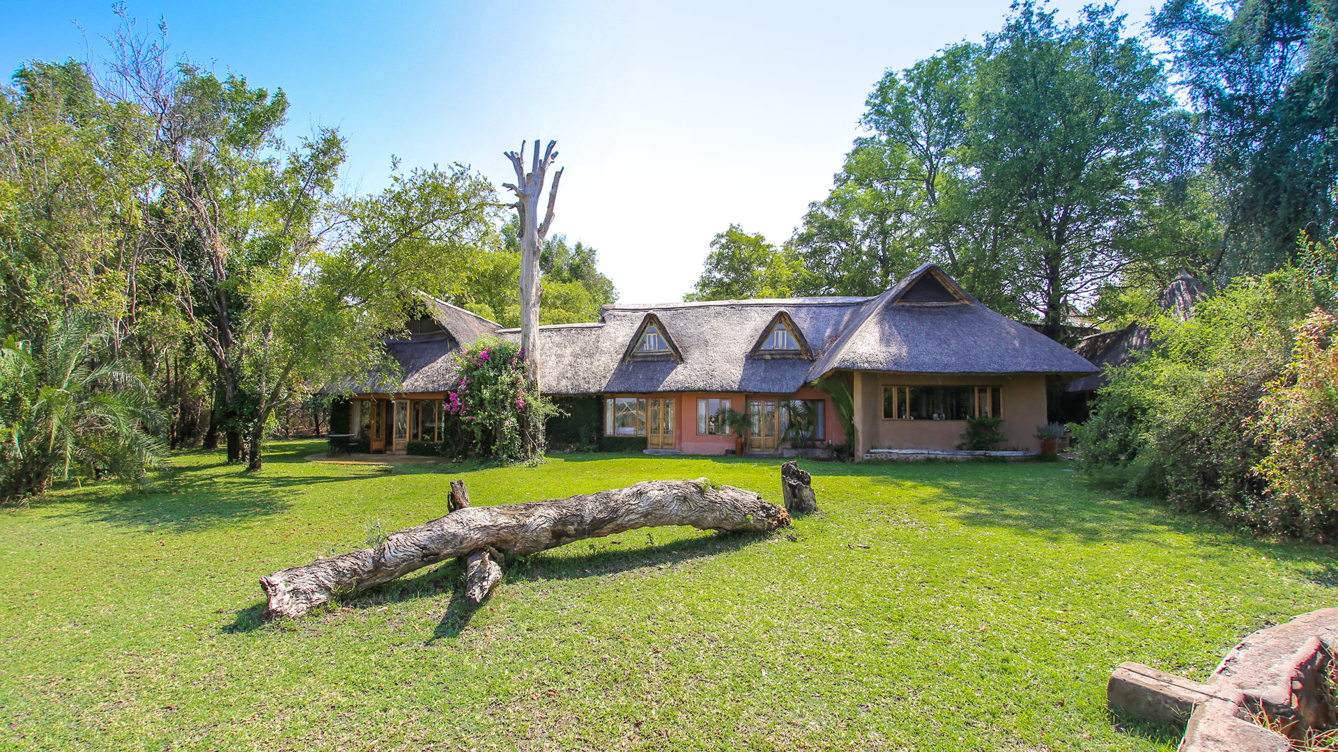 Tangala House