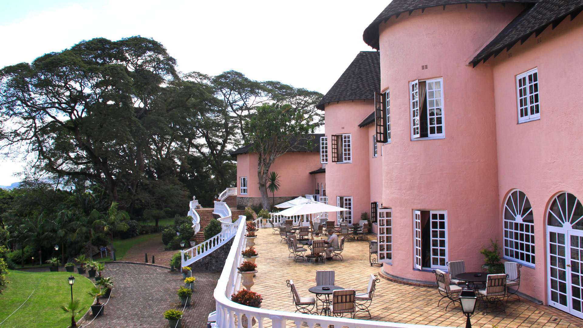 Leopard Rock Hotel