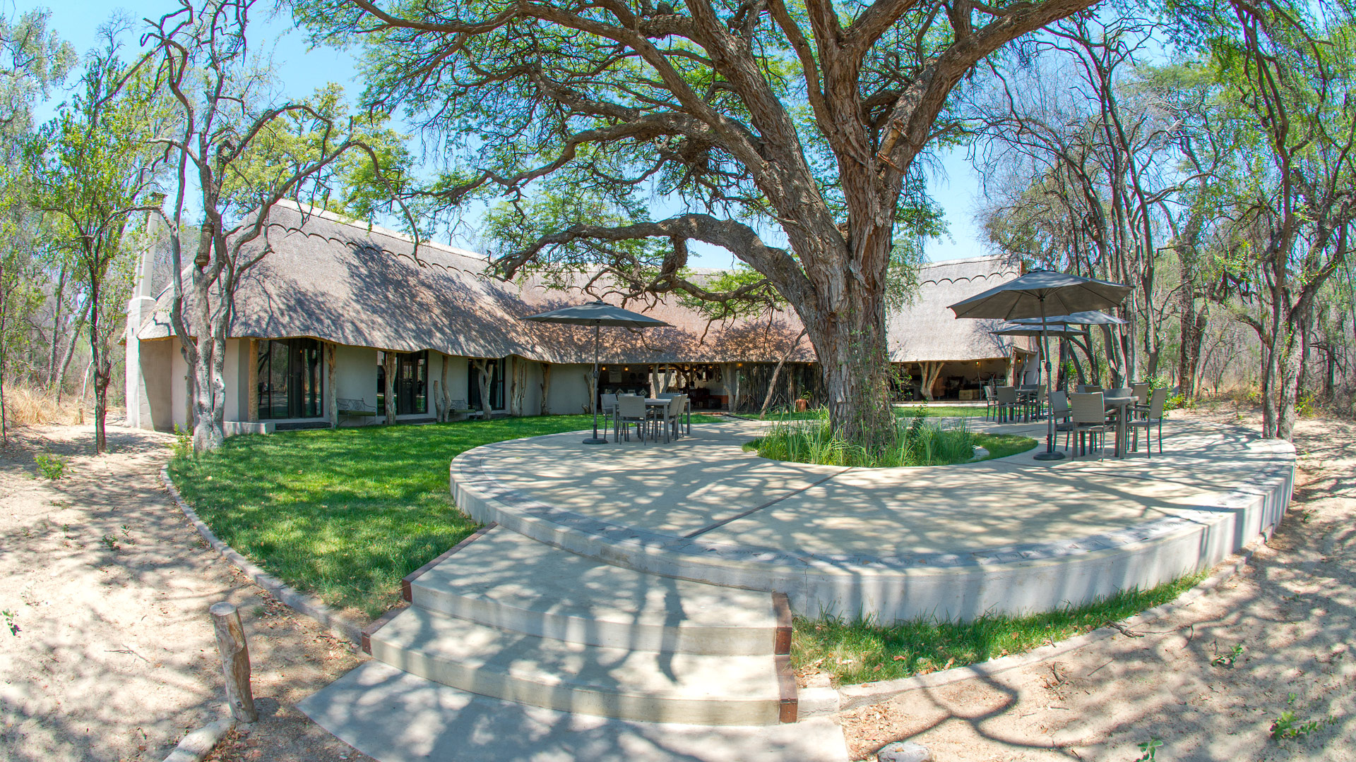 Camelthorn Lodge