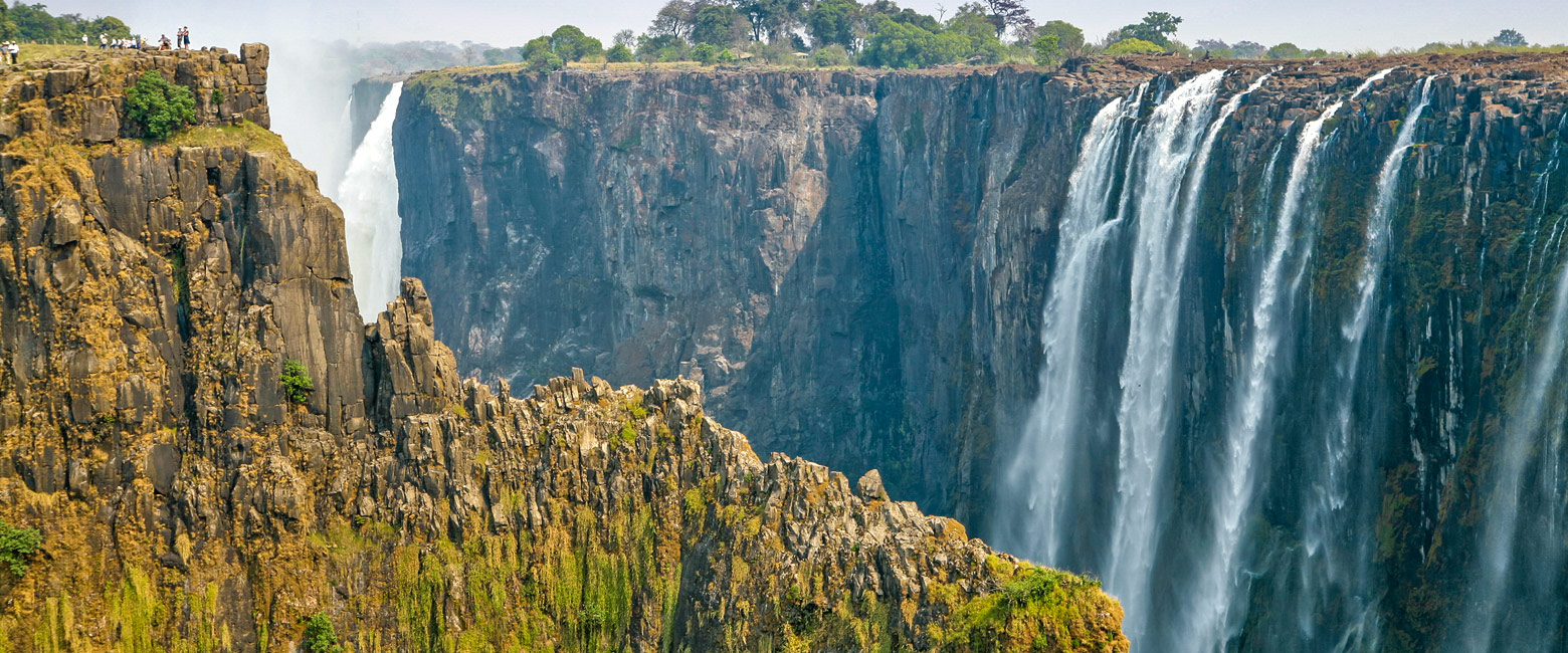 let us know your thoughts about Zimbabwe and we will help you create the perfect safari