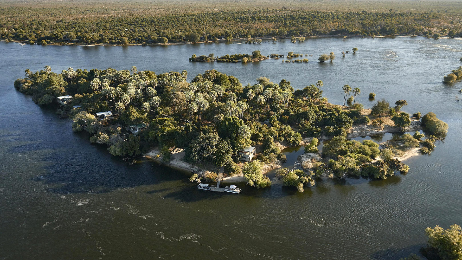 Victoria Falls River Lodge