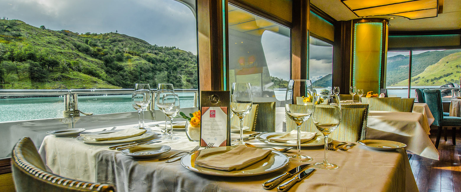 is a two night cruise in the Los Glaciares area 