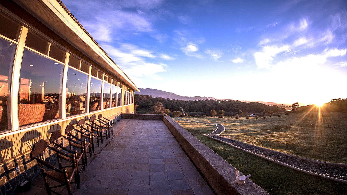 Lakutaia Lodge