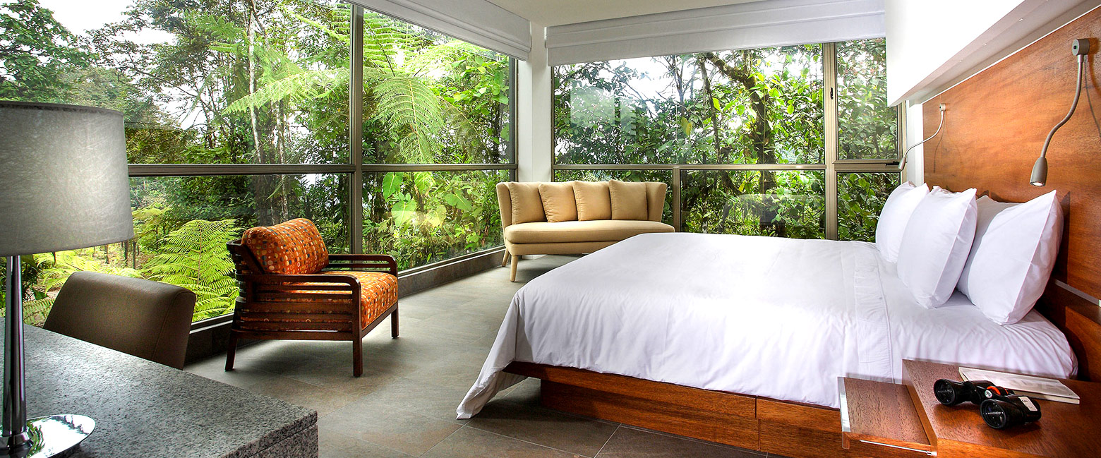 is a luxury forest outpost in the Bosque Nuboso area 