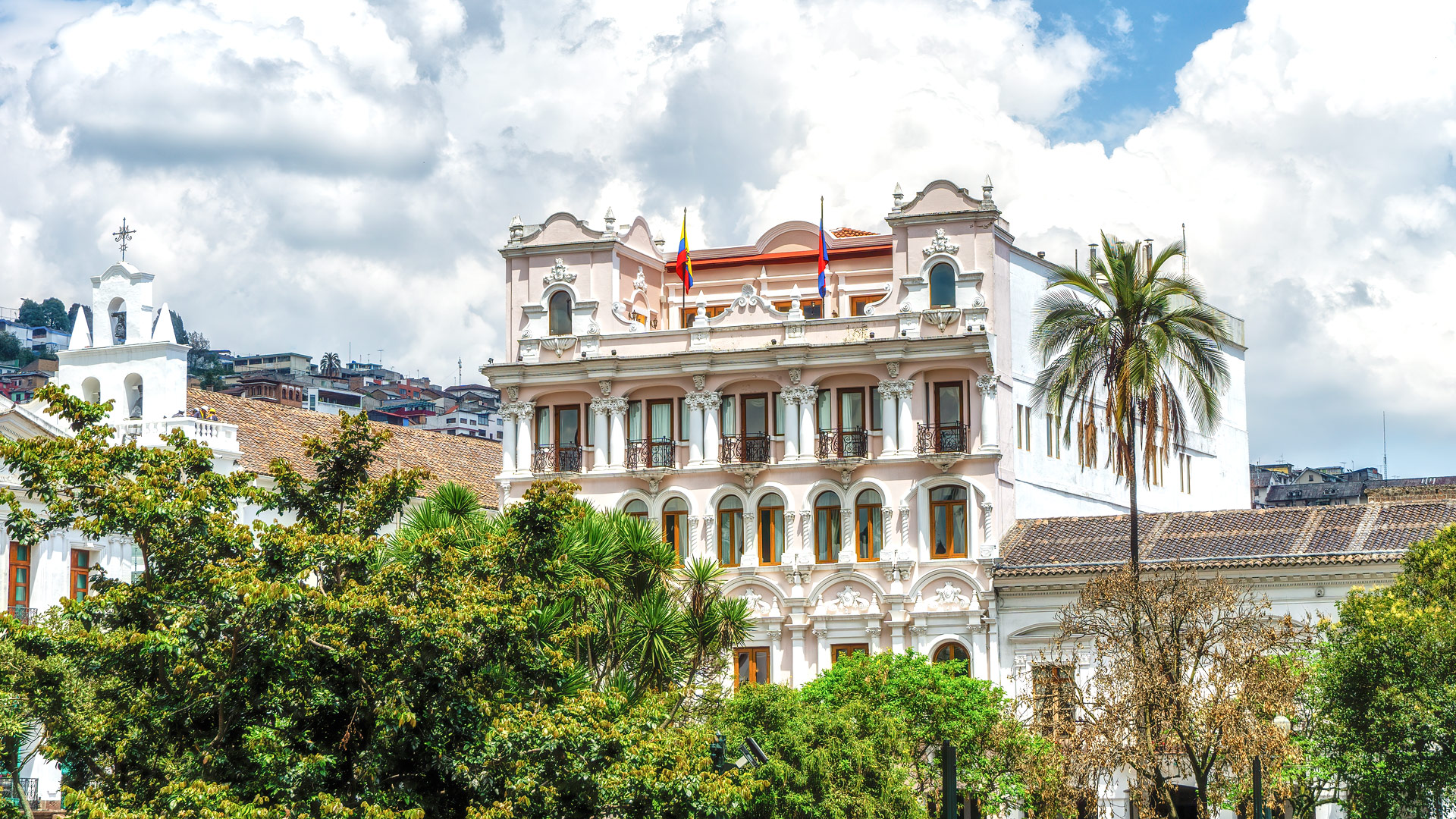 Hotel Plaza Grande Quito